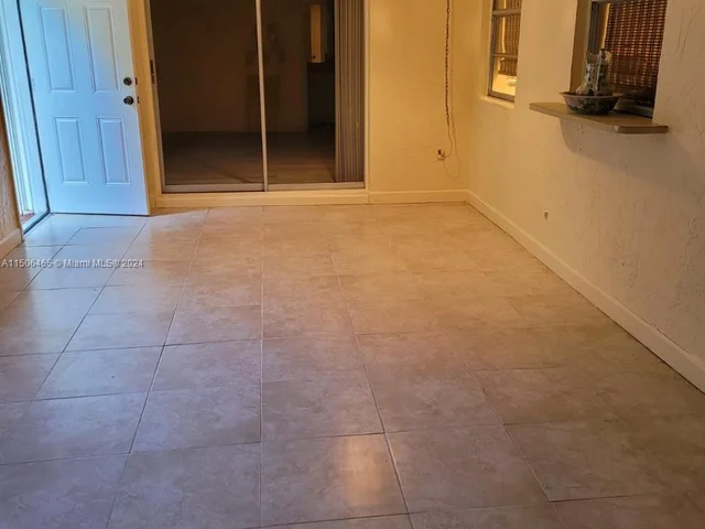 9039 NW 21st Ct, Coral Springs FL 33071