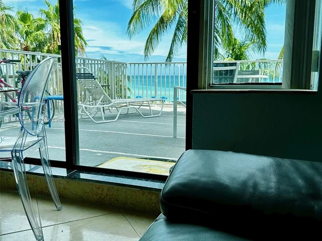 6345 Collins Ave # 435, Miami Beach FL 33141