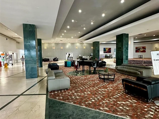 6345 Collins Ave # 435, Miami Beach FL 33141