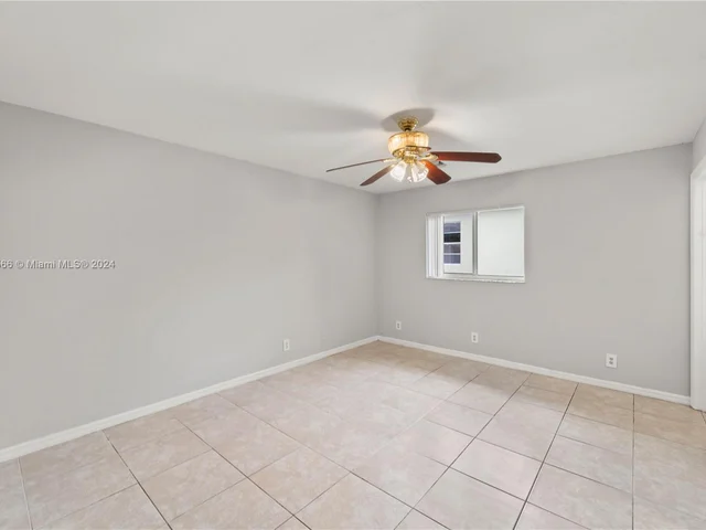 745 NW 3rd Ct, Hallandale Beach FL 33009