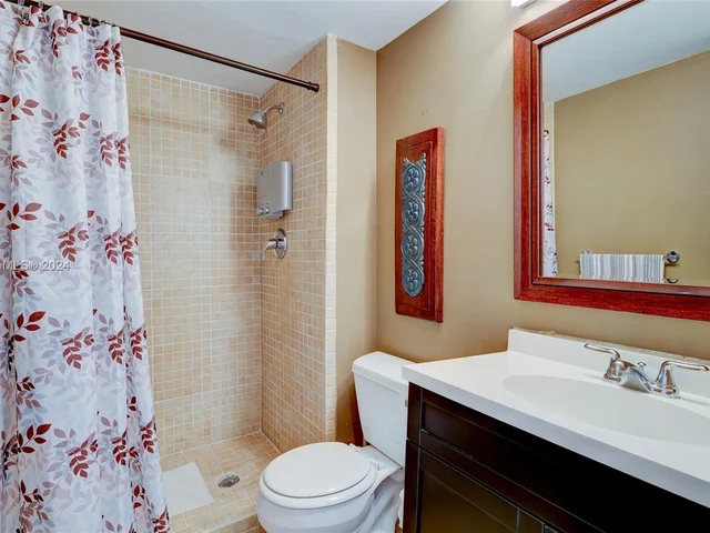 2851 NE 183rd St # 817E, Aventura FL 33160