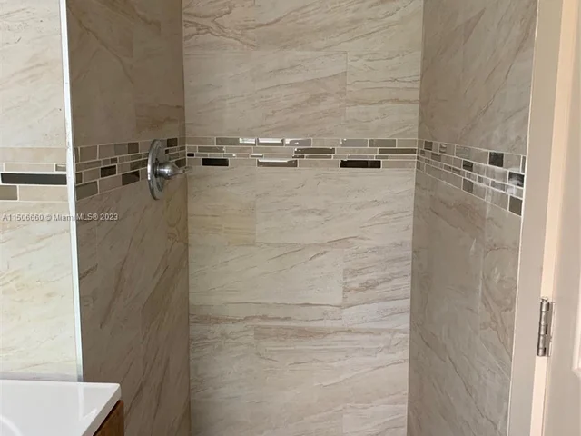 1708 Van Buren St # 3, Hollywood FL 33020