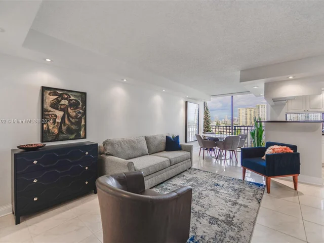 17021 N Bay Rd # 808, Sunny Isles Beach FL 33160