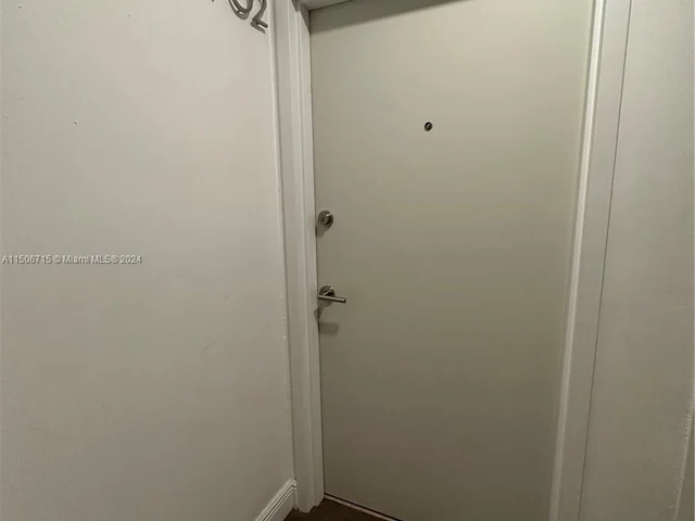 575 Crandon Blvd # 702, Key Biscayne FL 33149