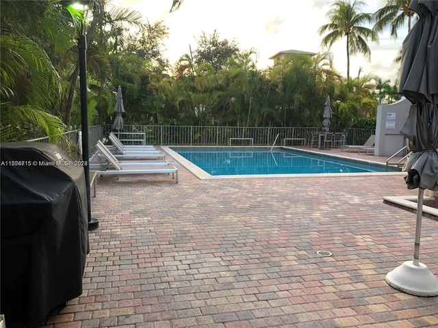 575 Crandon Blvd # 702, Key Biscayne FL 33149
