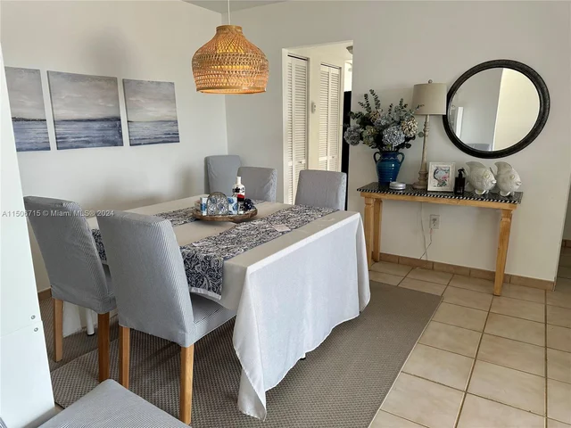 575 Crandon Blvd # 702, Key Biscayne FL 33149