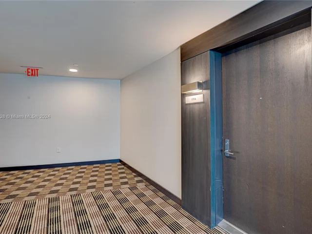 900 Biscayne Blvd # 1704, Miami FL 33132