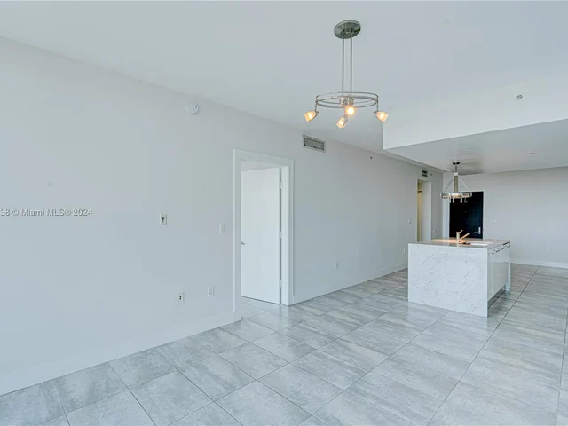 900 Biscayne Blvd # 1704, Miami FL 33132