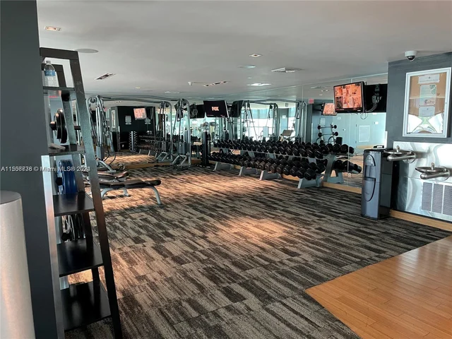 900 Biscayne Blvd # 1704, Miami FL 33132