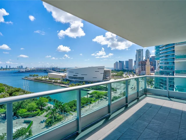 900 Biscayne Blvd # 1704, Miami FL 33132