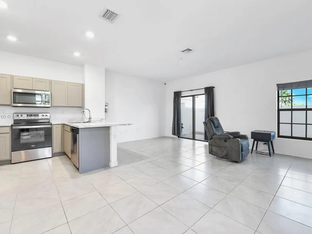 700 SW 12th Street, Florida City FL 33034