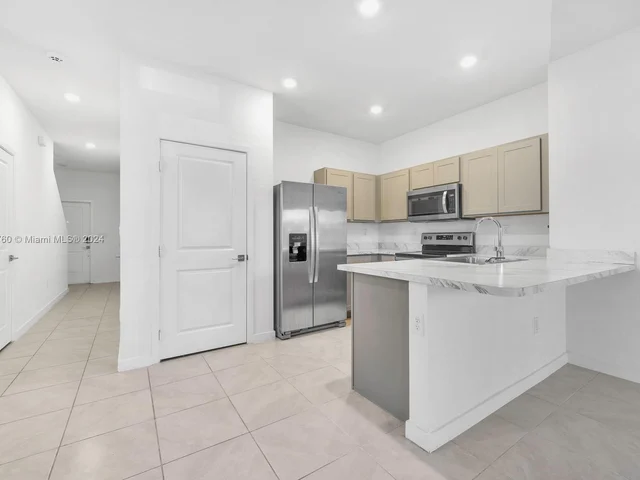 700 SW 12th Street, Florida City FL 33034