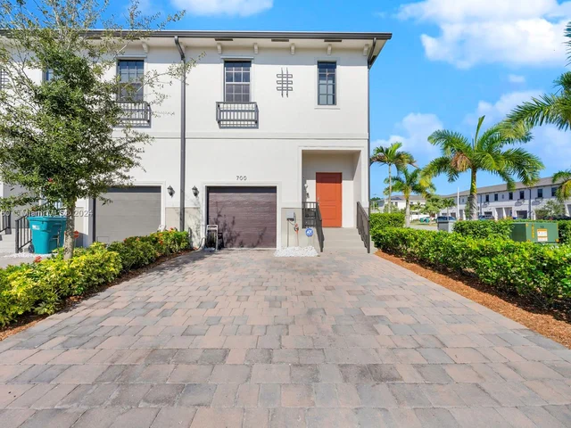 700 SW 12th Street, Florida City FL 33034