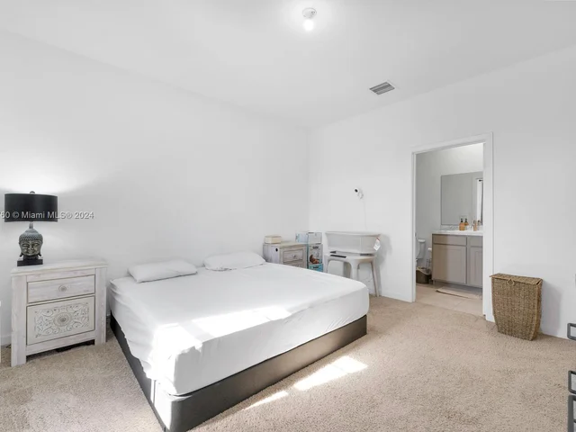 700 SW 12th Street, Florida City FL 33034