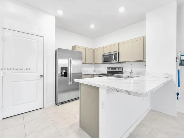 700 SW 12th Street, Florida City FL 33034