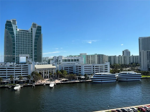 400 Leslie Dr # 1122, Hallandale Beach FL 33009