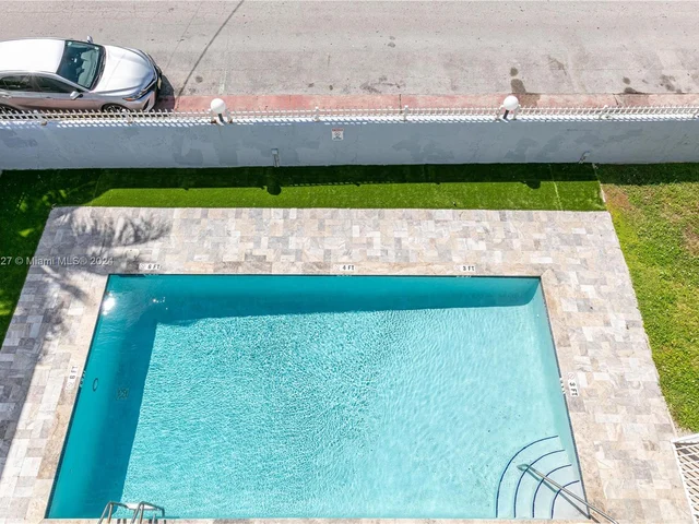 7705 Abbott Ave # 408, Miami Beach FL 33141