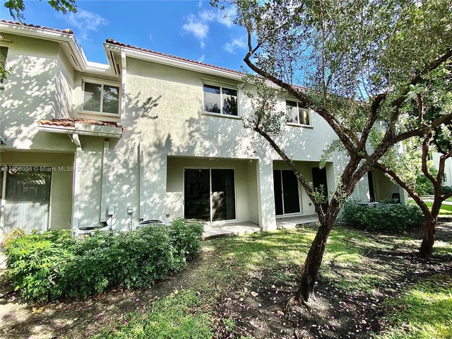 21111 NW 14th Pl # 33, Miami Gardens FL 33169