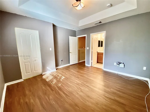 21111 NW 14th Pl # 33, Miami Gardens FL 33169