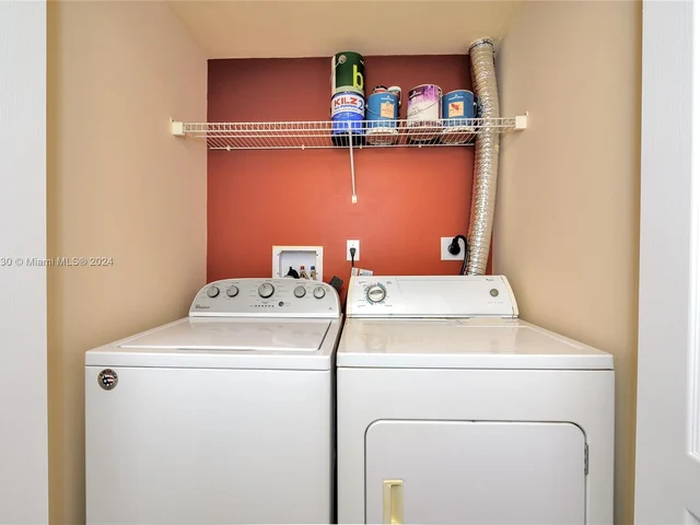 110 N Federal Hwy # 905, Fort Lauderdale FL 33301