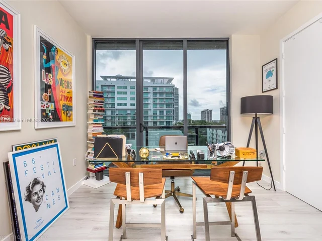 201 SW 17th Rd # 807, Miami FL 33129