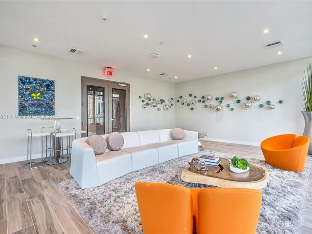 201 SW 17th Rd # 807, Miami FL 33129