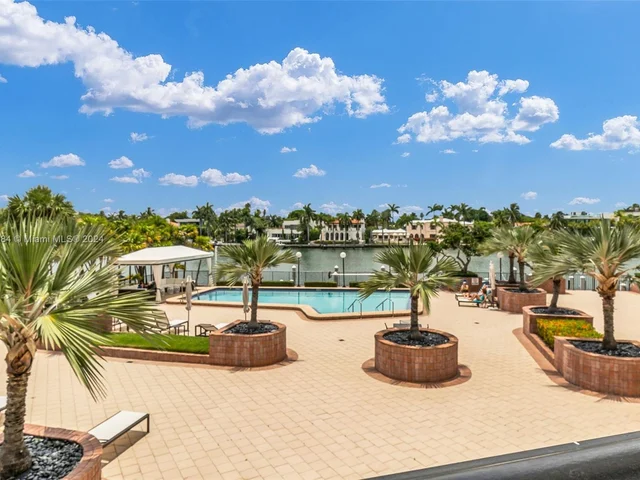 5660 Collins Ave # 2A, Miami Beach FL 33140