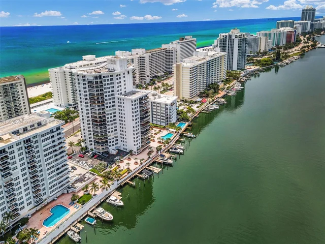 5660 Collins Ave # 2A, Miami Beach FL 33140