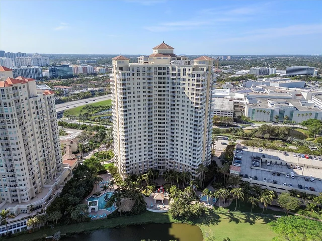 19501 W Country Club Dr # 2102, Aventura FL 33180