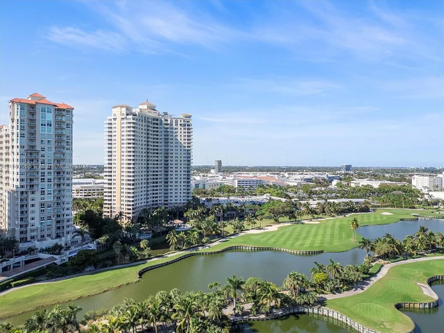 19501 W Country Club Dr # 2102, Aventura FL 33180
