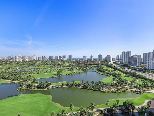 19501 W Country Club Dr # 2102, Aventura FL 33180