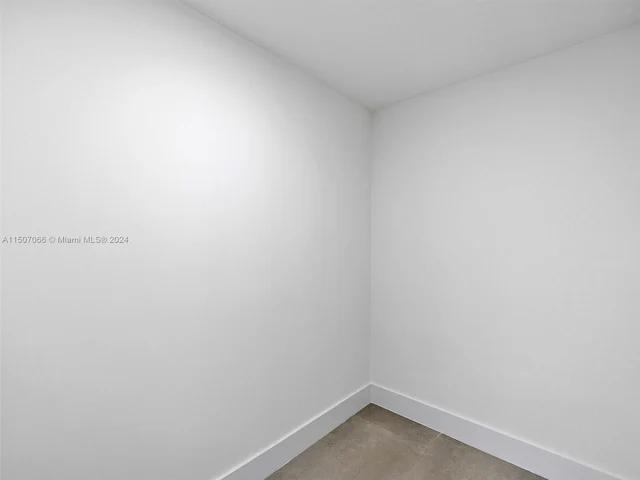 19501 W Country Club Dr # 2102, Aventura FL 33180