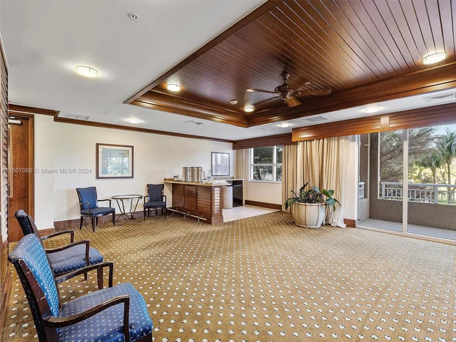 19501 W Country Club Dr # 2102, Aventura FL 33180