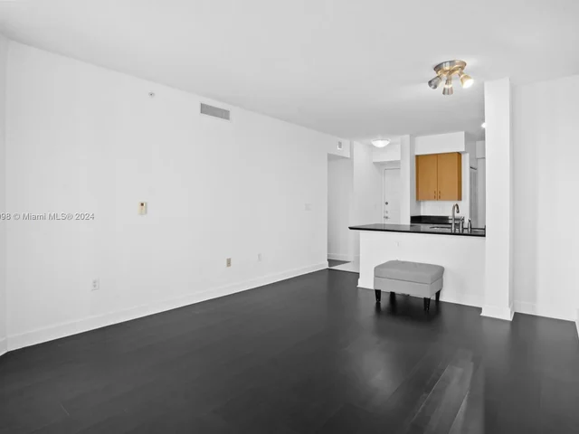 1830 Radius Dr # 822, Hollywood FL 33020