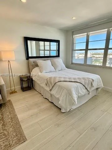 100 Lincoln Rd # 1604, Miami Beach FL 33139