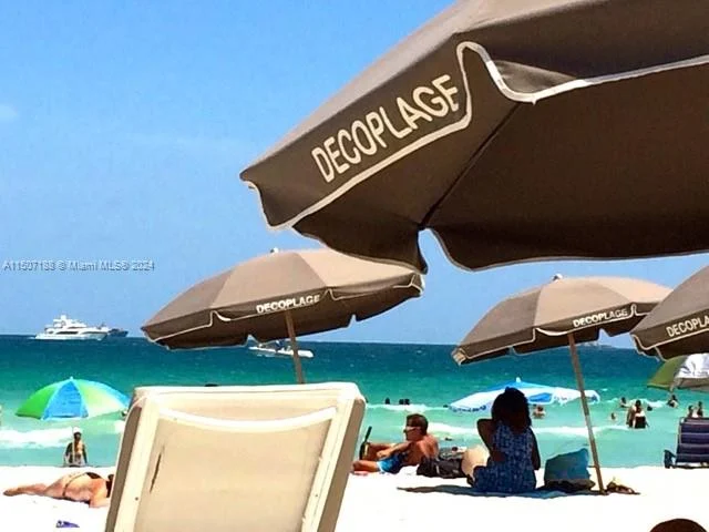 100 Lincoln Rd # 1604, Miami Beach FL 33139