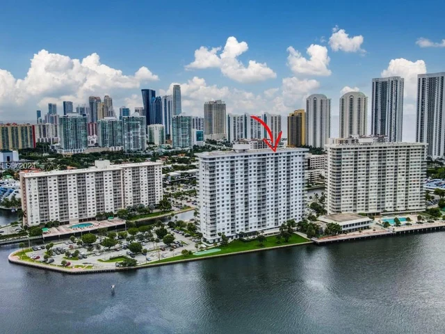 500 Bayview Dr # 630, Sunny Isles Beach FL 33160