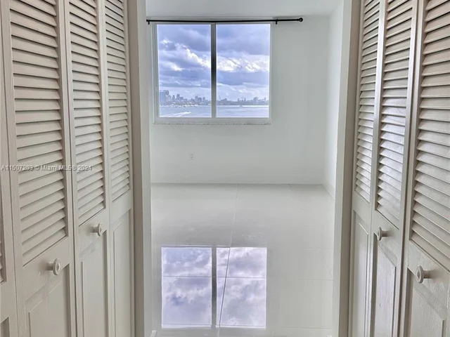 500 Bayview Dr # 630, Sunny Isles Beach FL 33160
