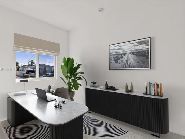 550 NW 58th Ct, Miami FL 33126