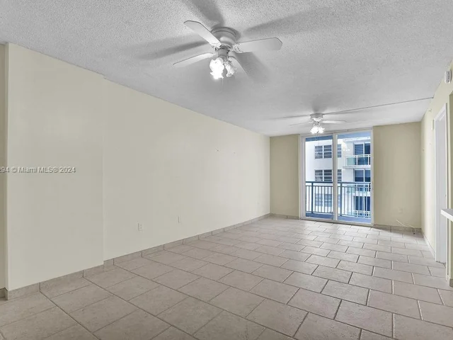 6969 Collins Ave # 412, Miami Beach FL 33141