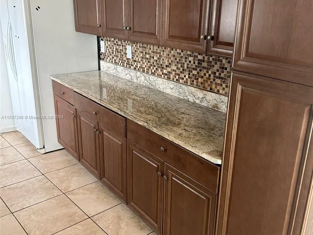 140 NE 128th St # 0, North Miami FL 33161