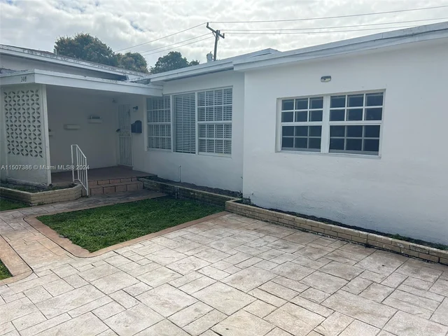 140 NE 128th St # 0, North Miami FL 33161