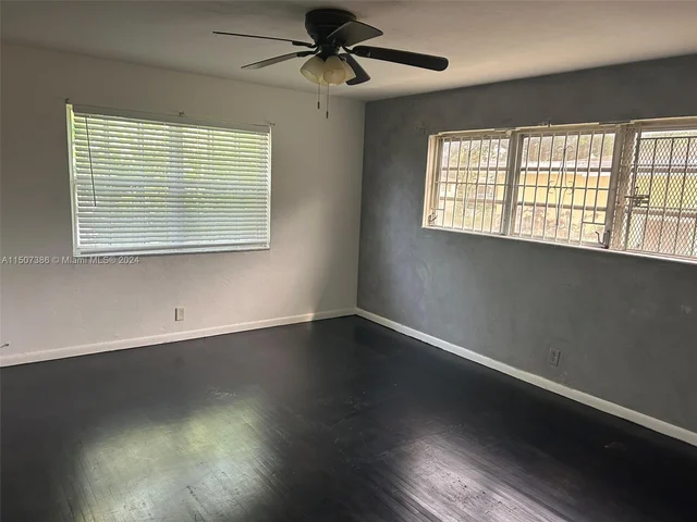 140 NE 128th St # 0, North Miami FL 33161