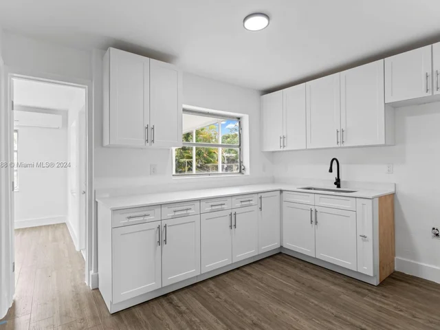 3413 SW 12th Pl, Fort Lauderdale FL 33312