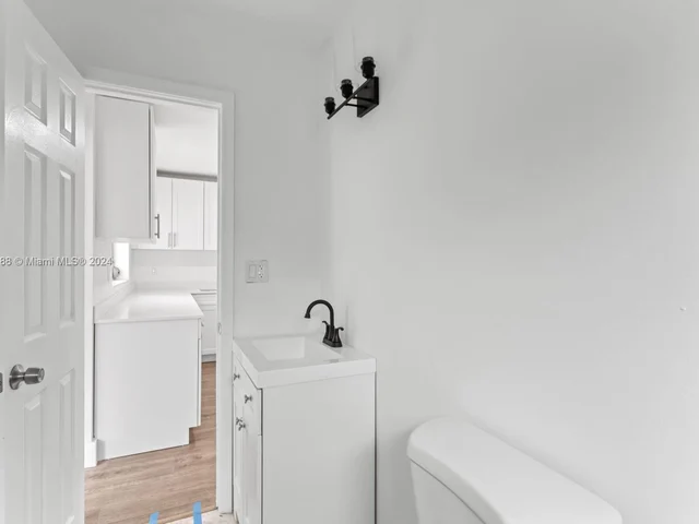 3413 SW 12th Pl, Fort Lauderdale FL 33312