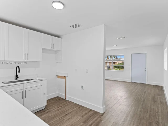 3413 SW 12th Pl, Fort Lauderdale FL 33312