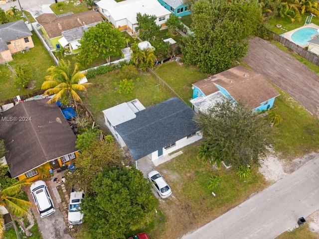 3413 SW 12th Pl, Fort Lauderdale FL 33312