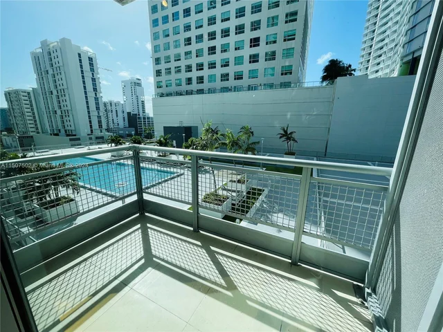 690 SW 1st Ct # 1030, Miami FL 33130