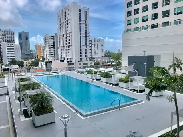 690 SW 1st Ct # 1030, Miami FL 33130