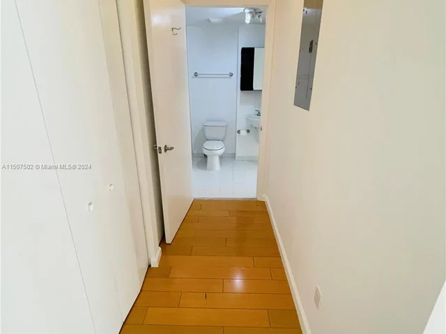 690 SW 1st Ct # 1030, Miami FL 33130